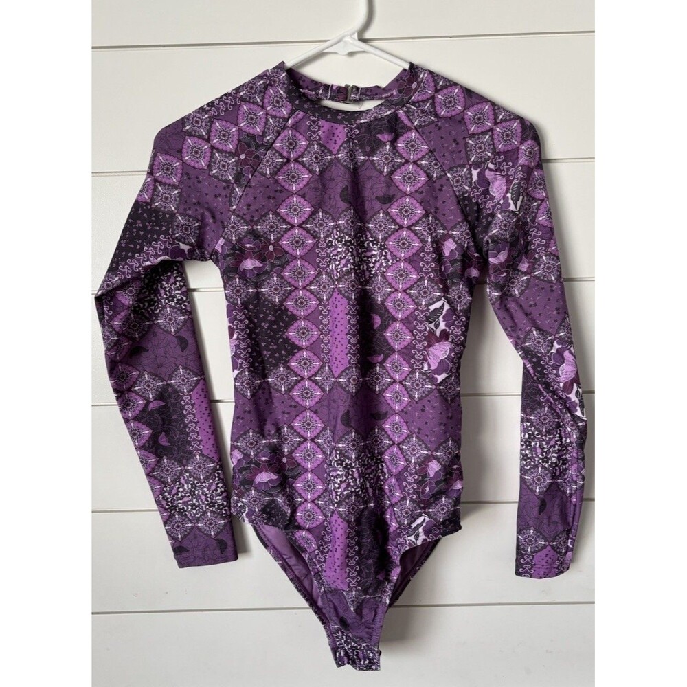 RUSTY LAVENDER FLORAL LONG SLEEVE OPEN BACK ONE PIECE SWIMSUIT SIZE SMALL